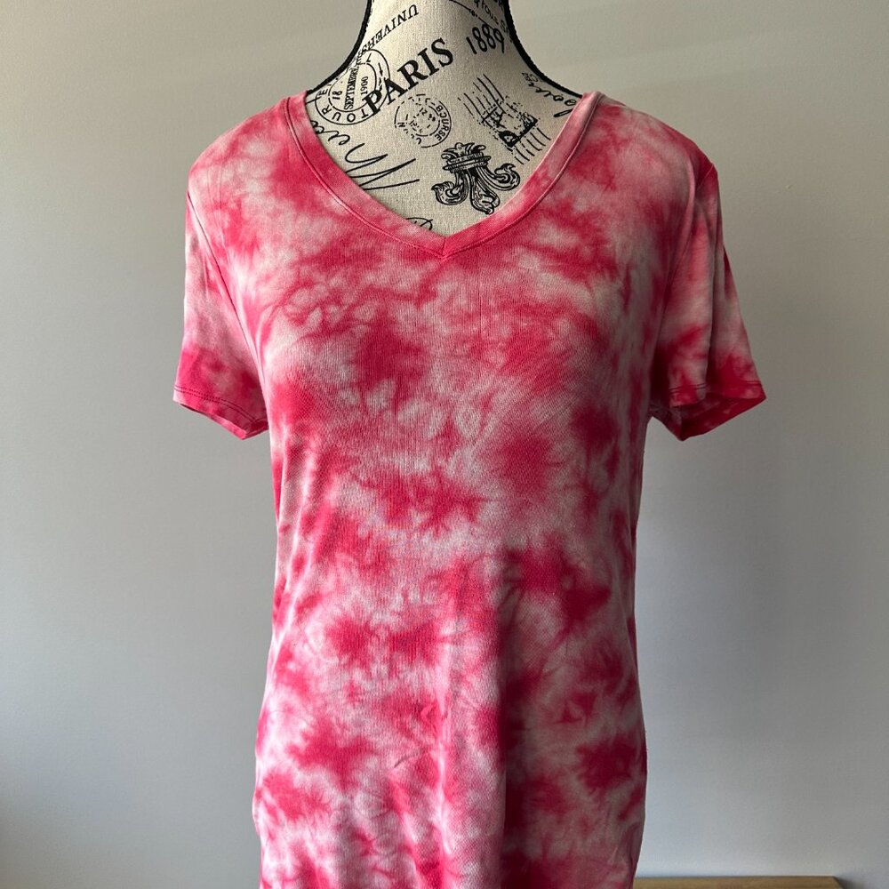 Faded Glory Pink Tie-Dye V-Neck T-Shirt - Size M (8-10) - Soft & Stylish